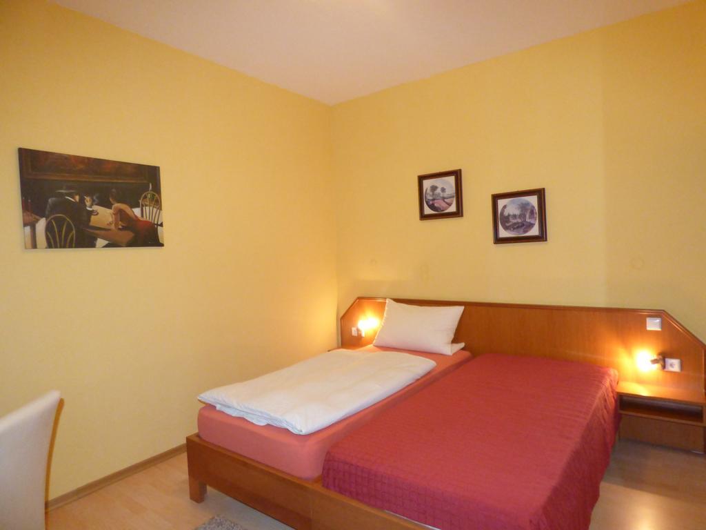 Hotel Diele Detmold Esterno foto